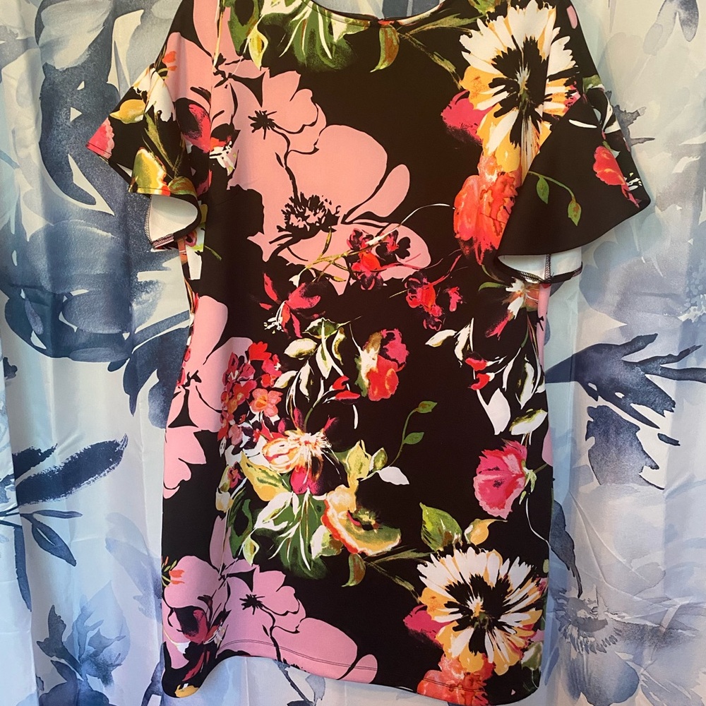 Floral Print Dress in Black and Pink